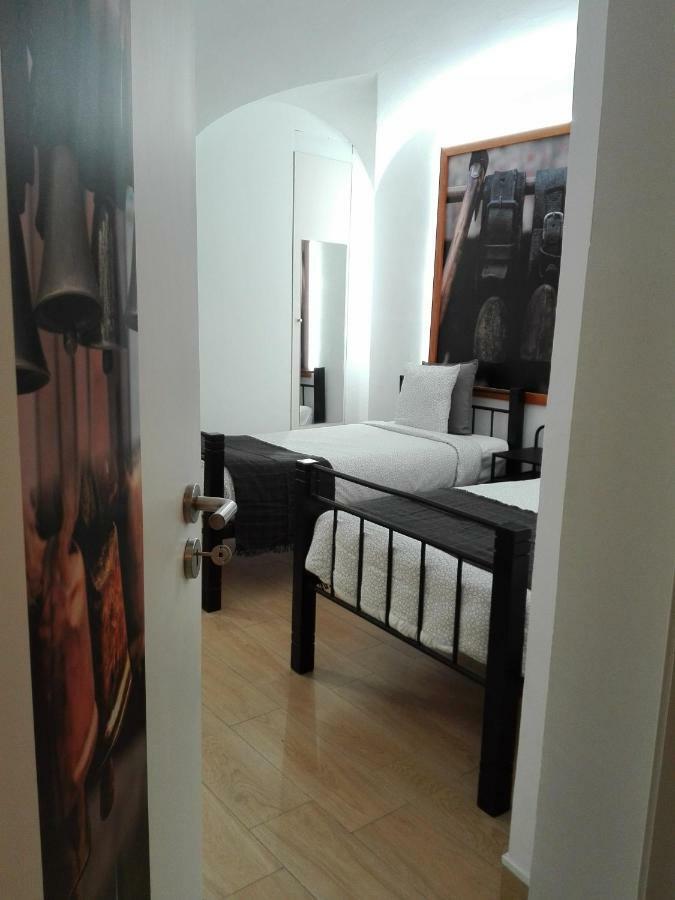Twin Room Private Bathroom