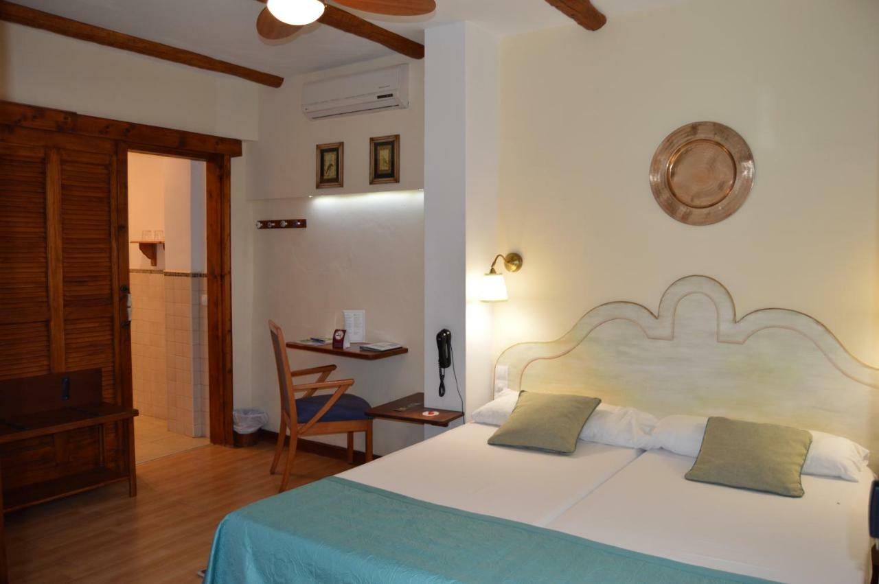 Double or Twin Room Ground Floor