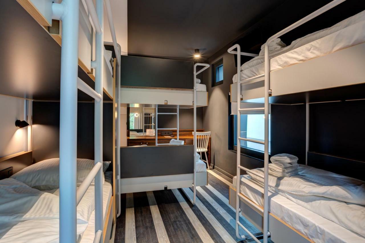 6-Bed Room Bunkbeds only