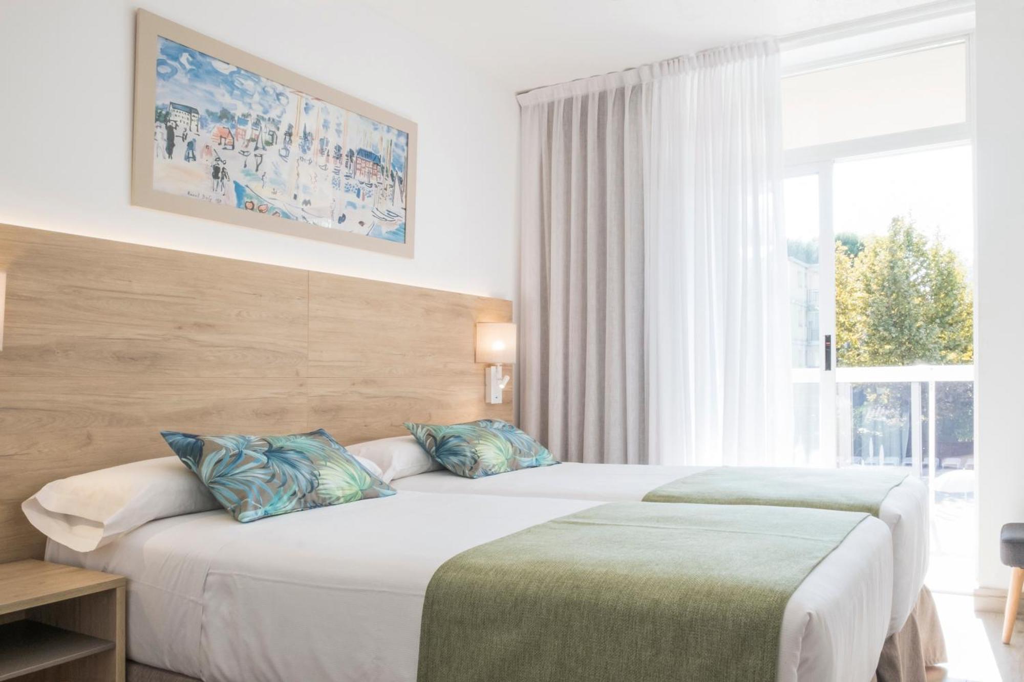 Superior One-Bedroom Apartment