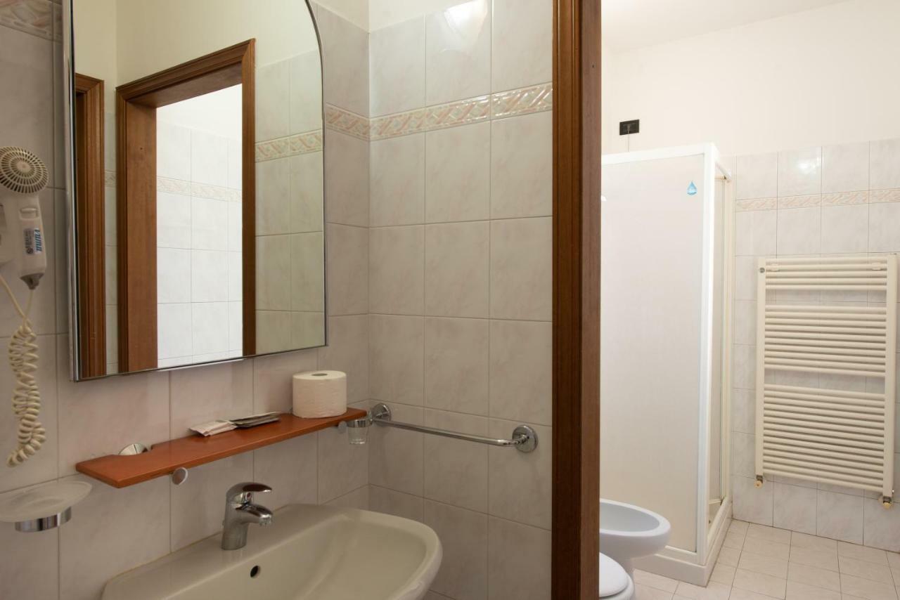 Large Single Room