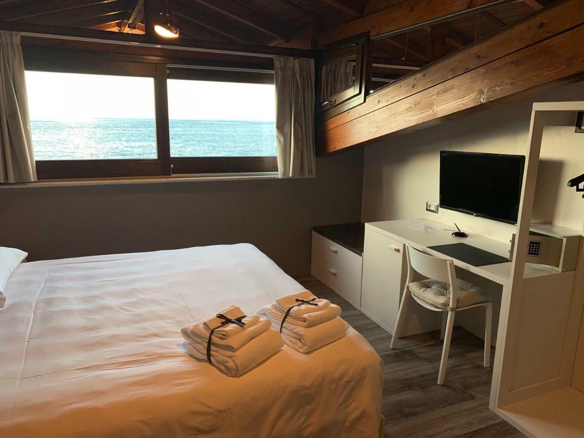 Deluxe Double Room Sea View