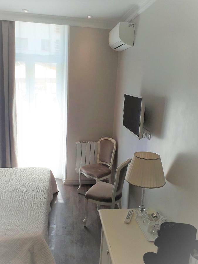 Deluxe Double Room with Terrace,1227424640:JPEG