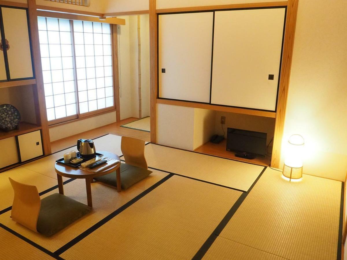 Japanese-Style Deluxe Room