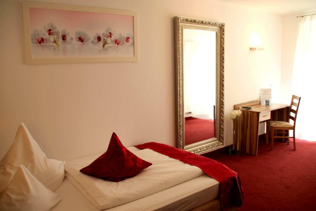 Single Room french balcony