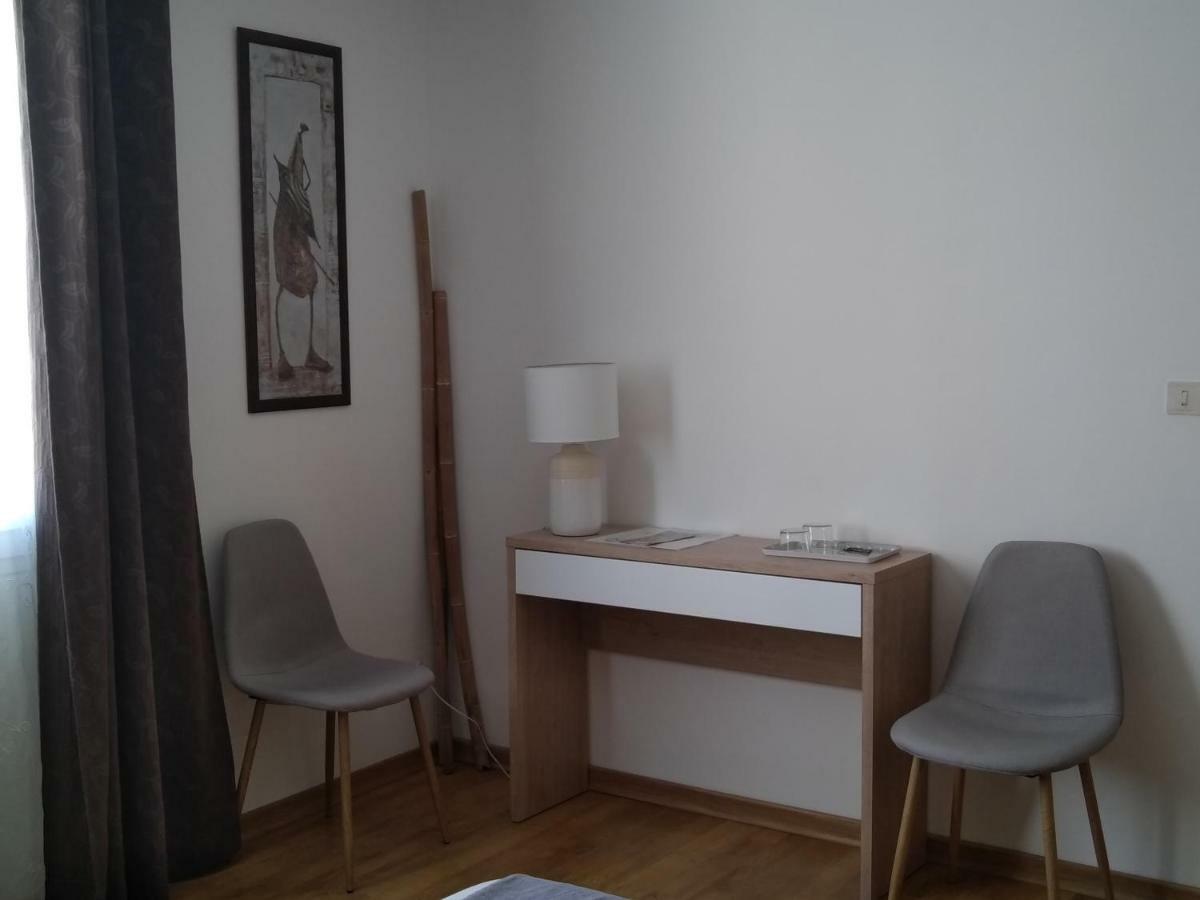 Double Room Private Bathroom