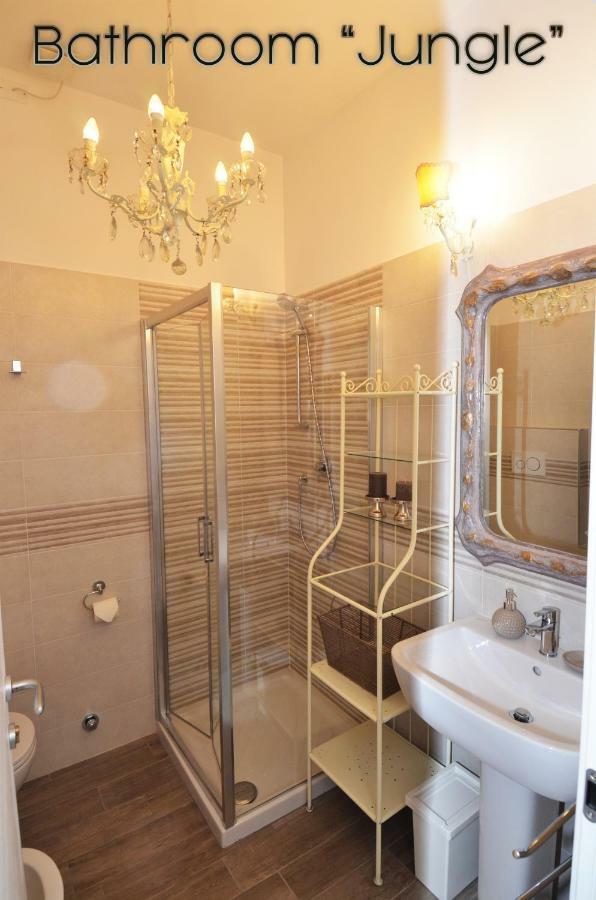 Triple Room Private External Bathroom