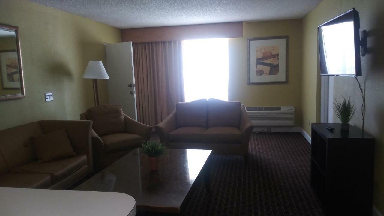 Queen Suite