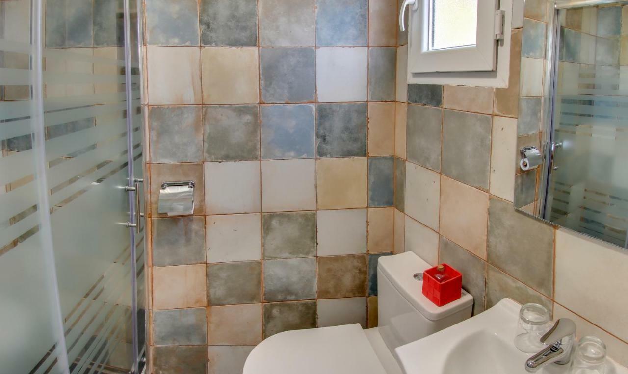 Double Room Private Bathroom