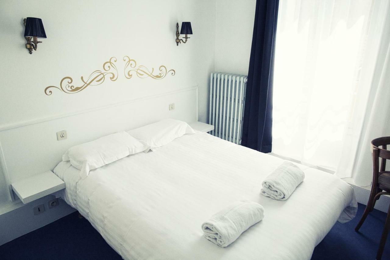 Standard Double Room with free jacuzzi access,858429578:JPEG