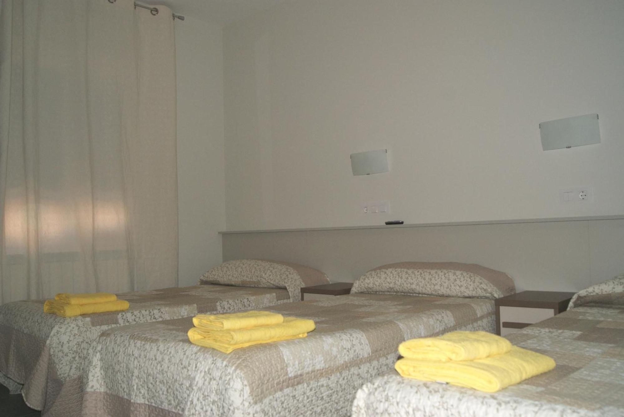 Triple Room Private Bathroom