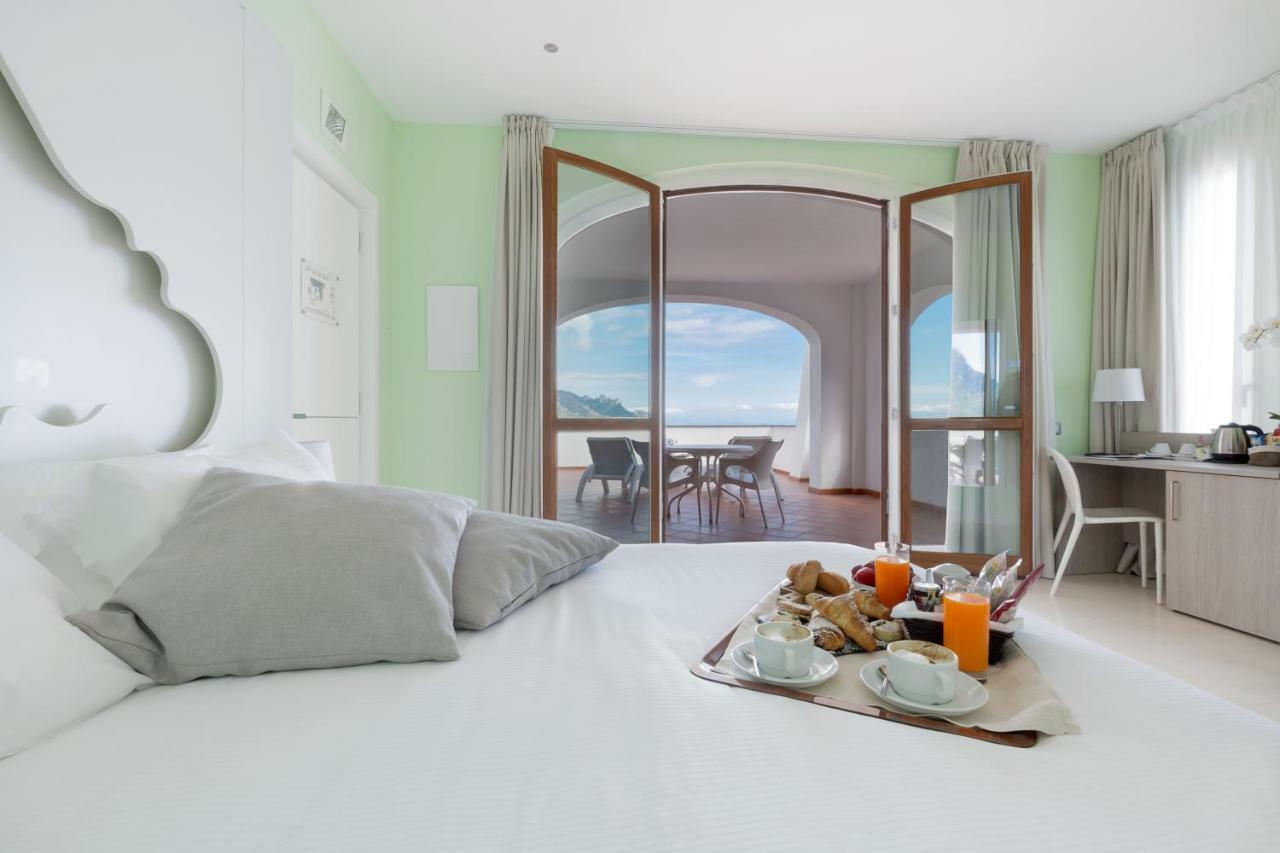 Superior Double Room Sea View