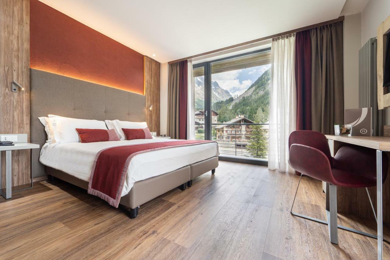 Superior Single Room