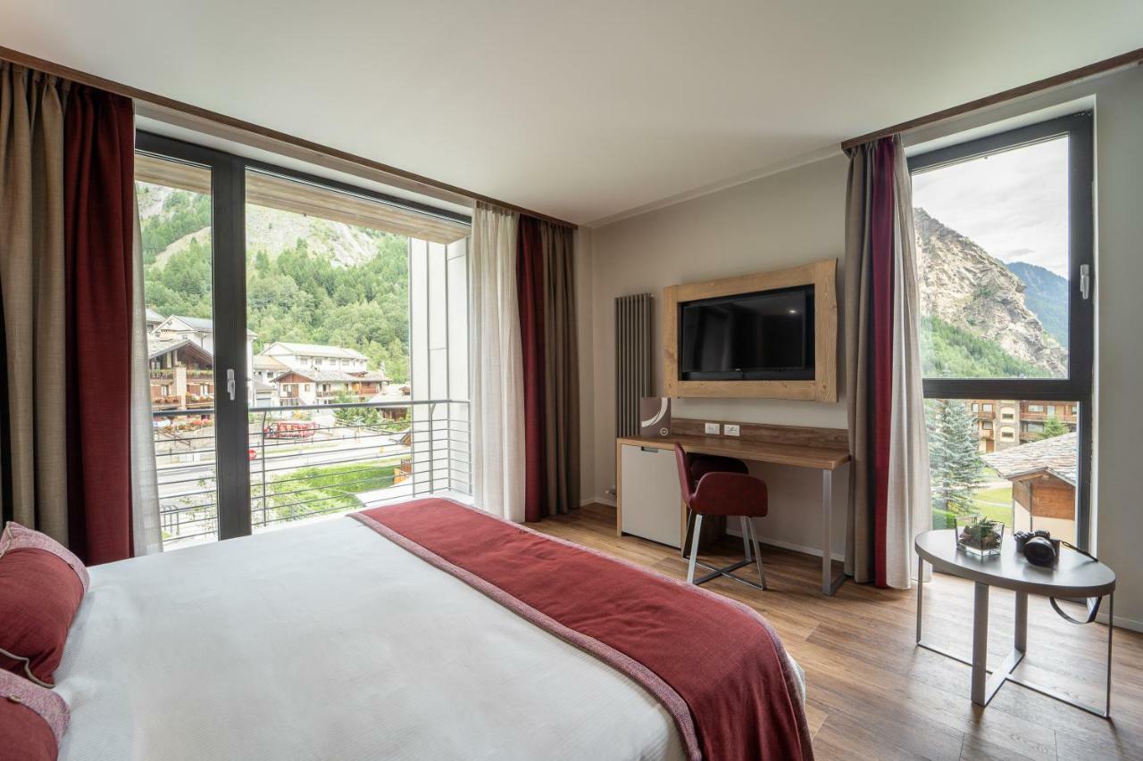 Superior Single Room