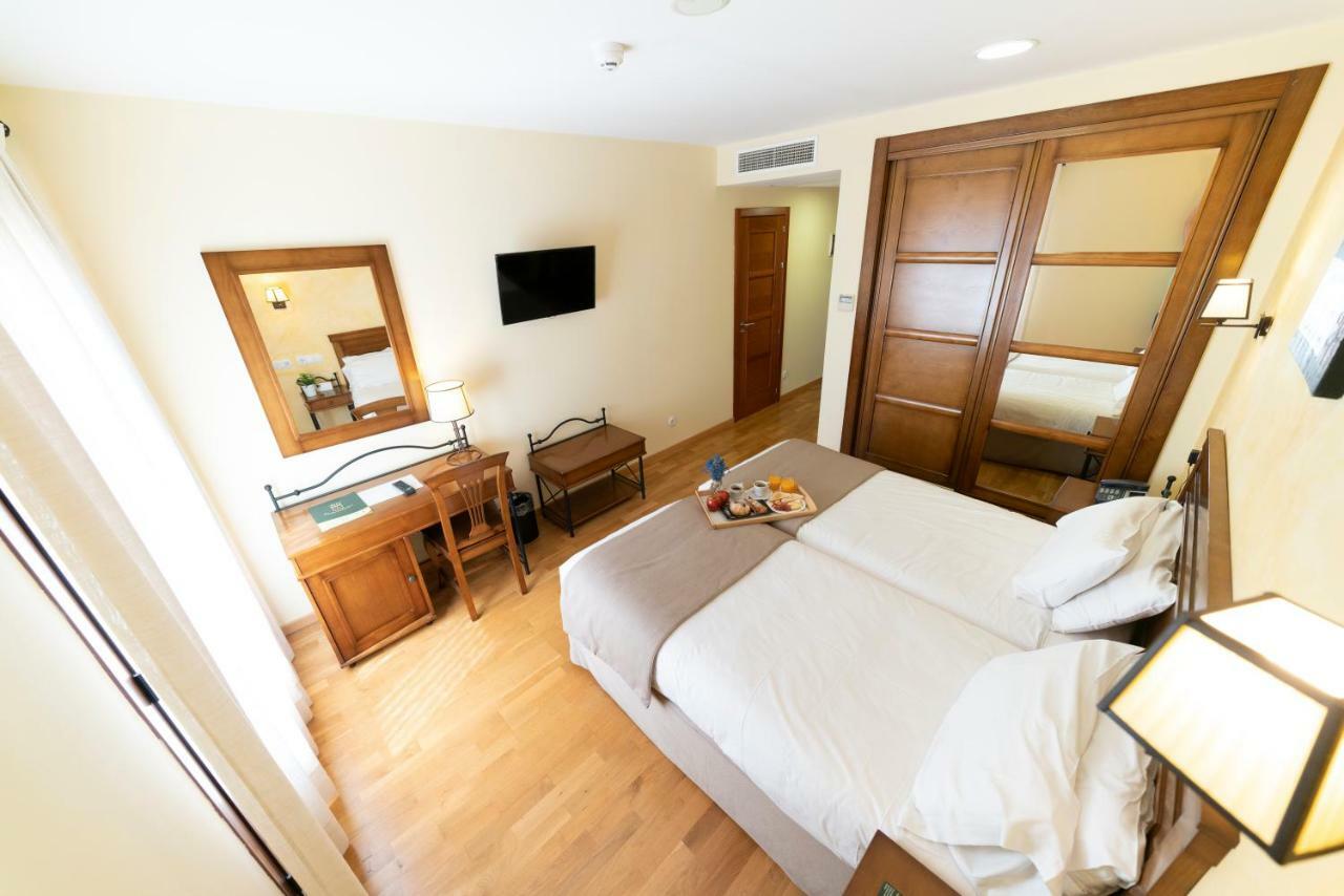 Premium Queen Room Two Queen Beds