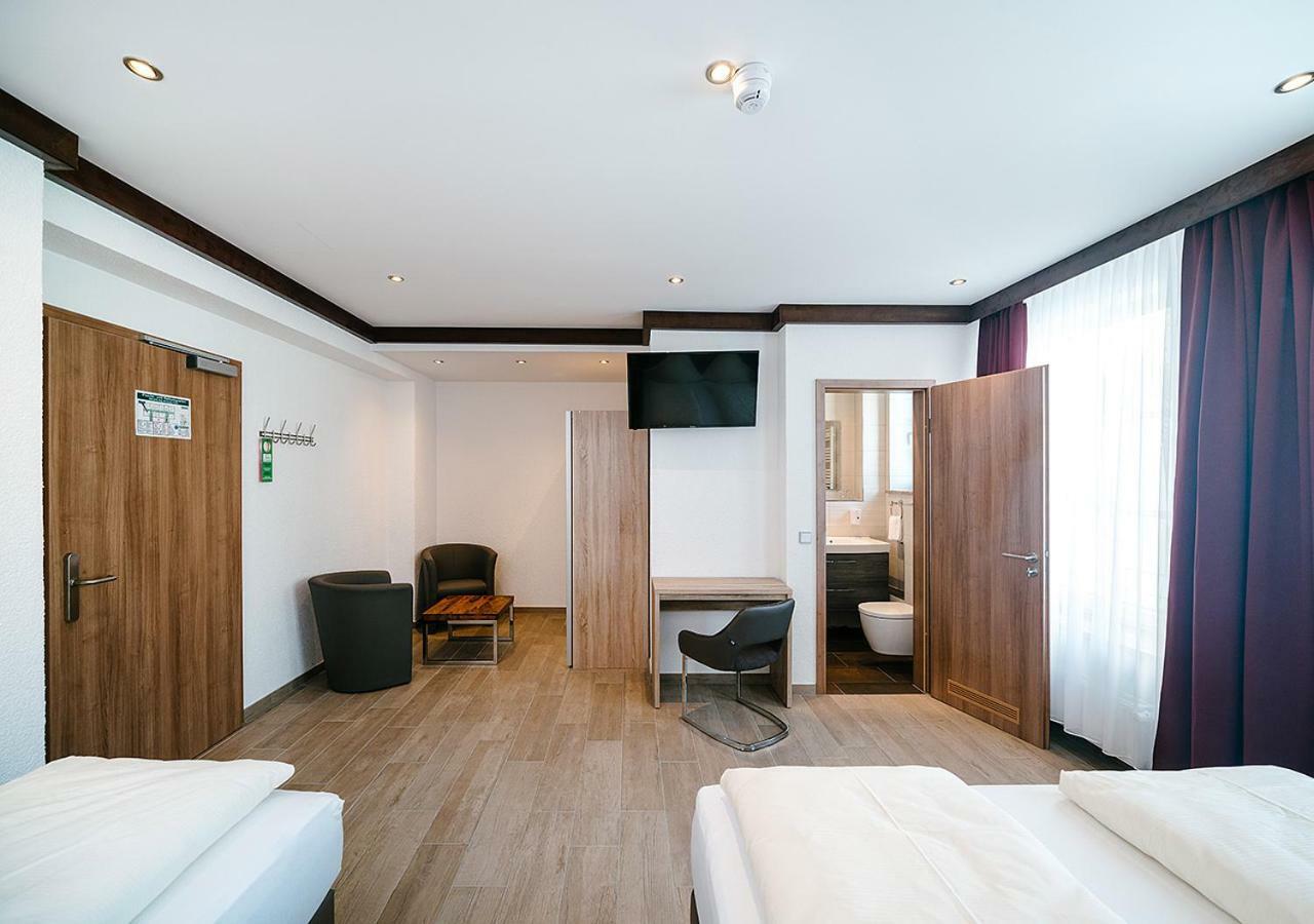 Comfort Triple Room