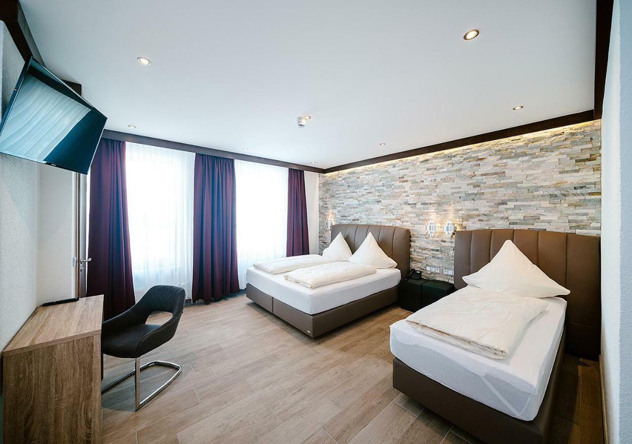 Comfort Triple Room