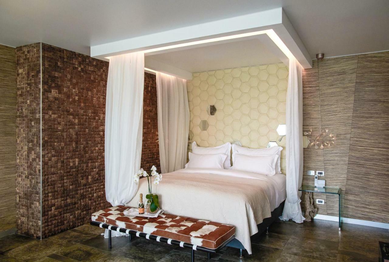 Tropical Suite