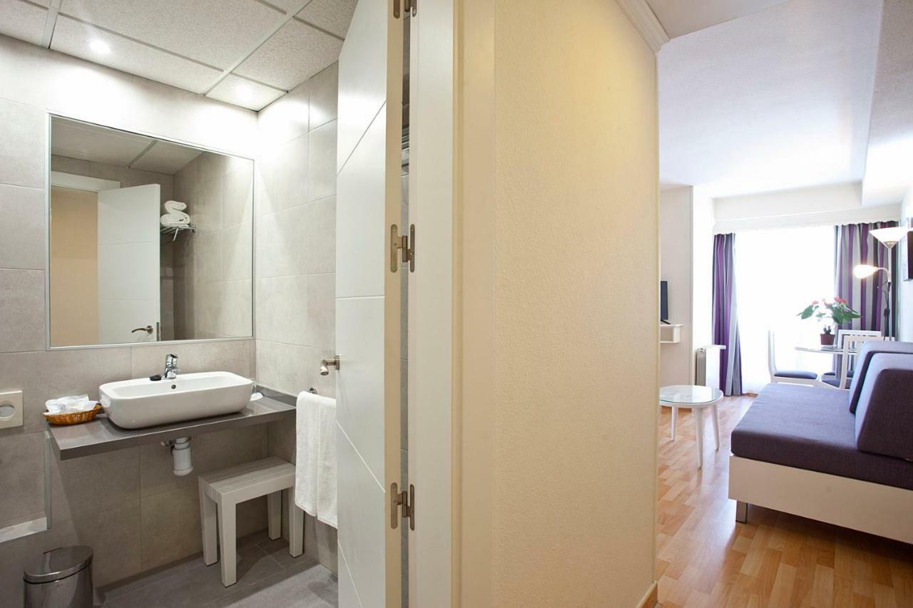 Apartamento com 1 Quarto