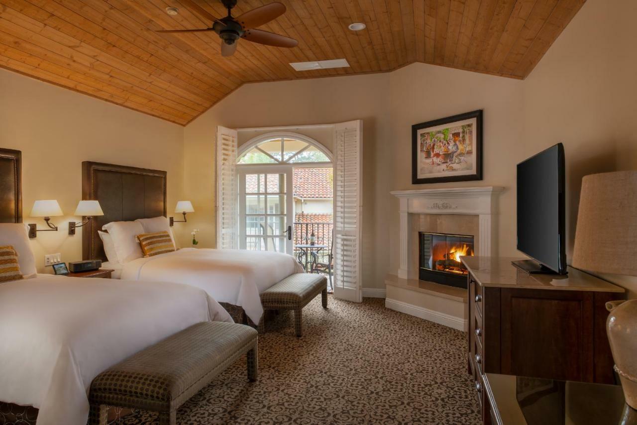 Mini Suite Double Queen Bed