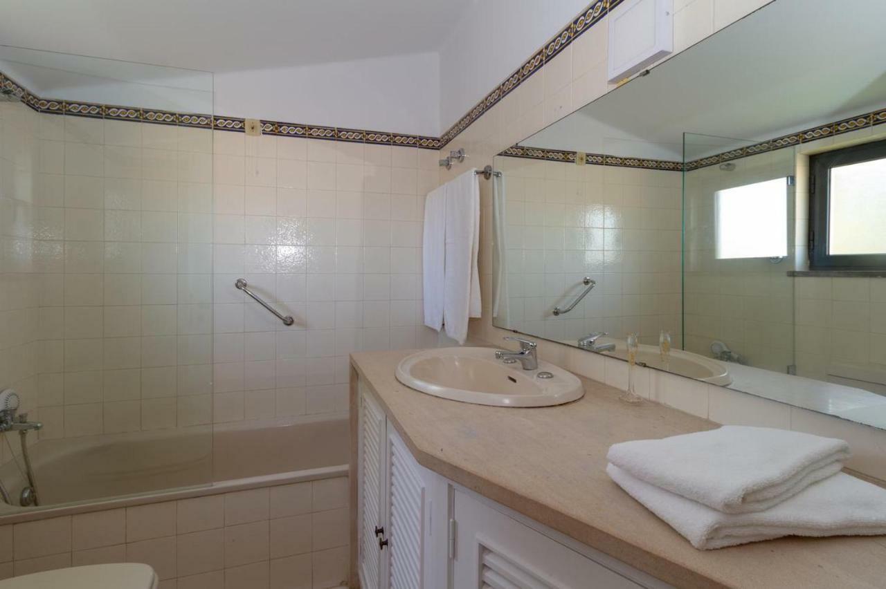 Deluxe Twin Room,911564515:JPEG