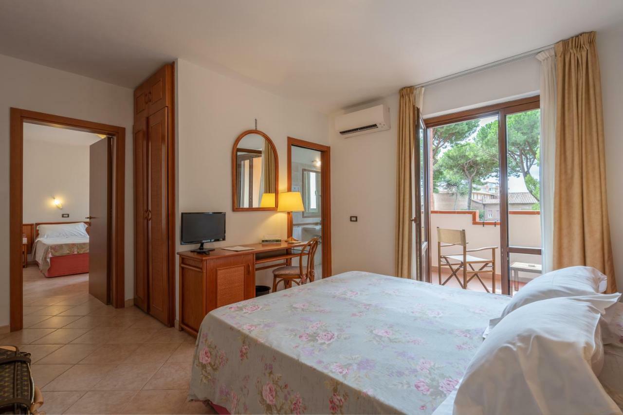 Camera Familiare con Vista Giardino
