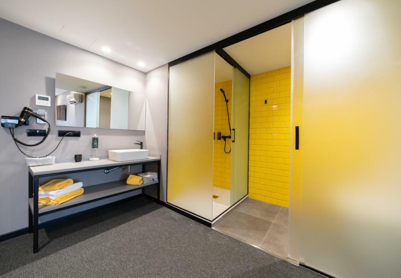 Deluxe Double Room Extra Bed