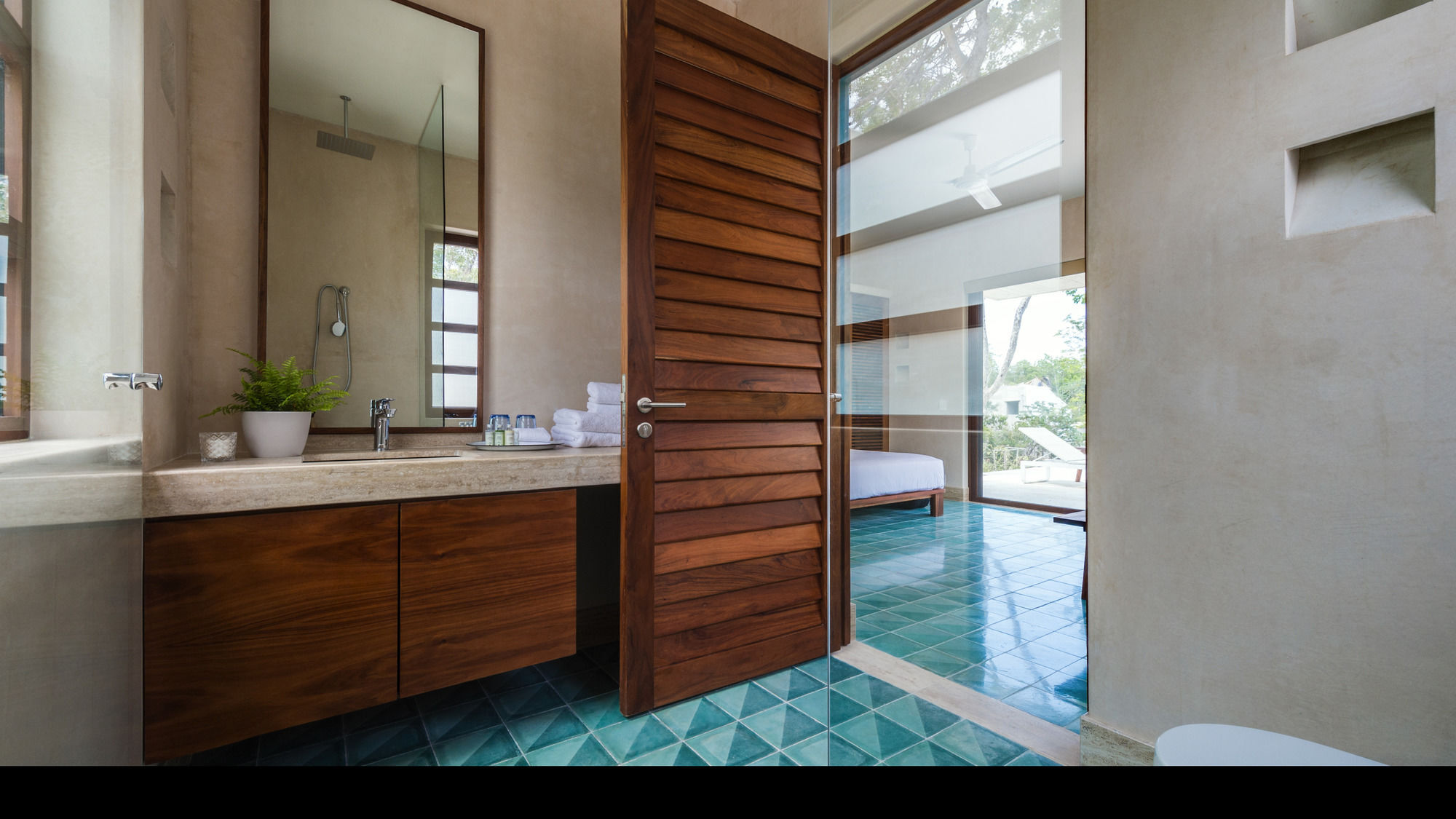 Hideaway Royal Suite