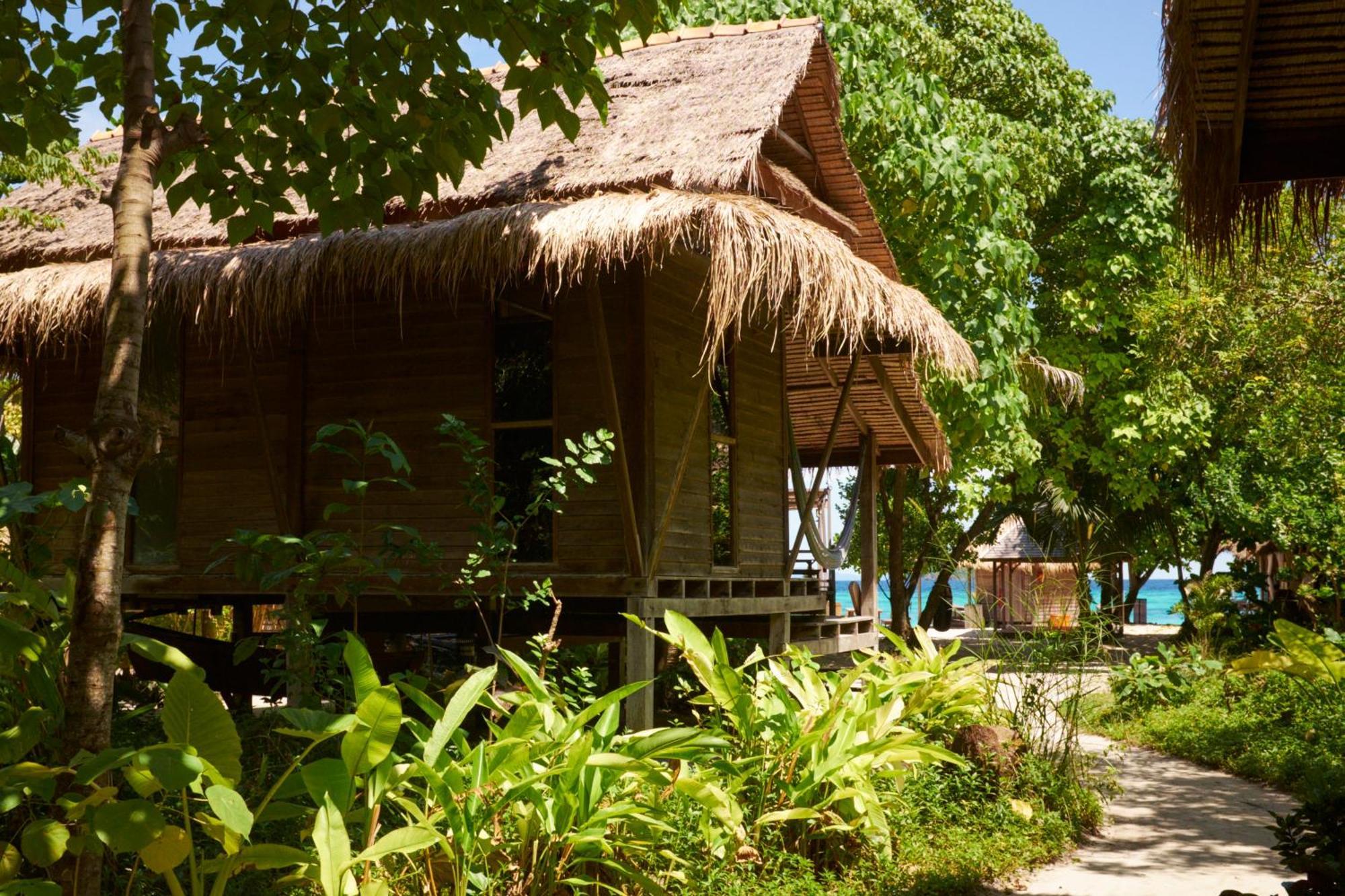 Comfy Bungalow Garden View
