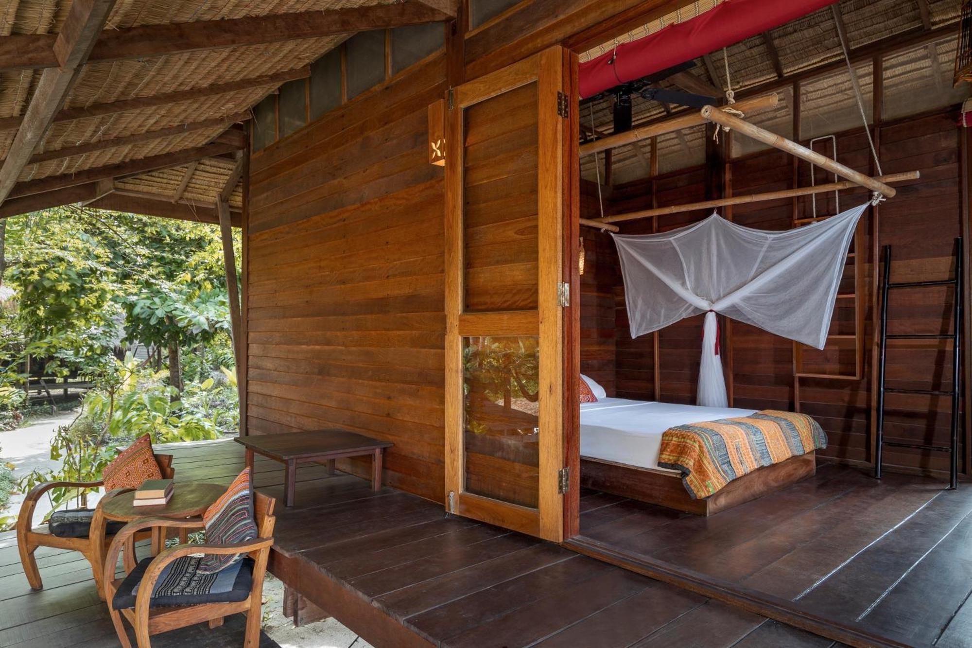 Comfy Bungalow Garden View