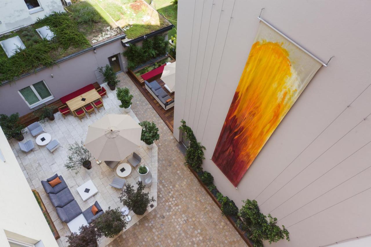 Deluxe Double or Twin Room Garden View