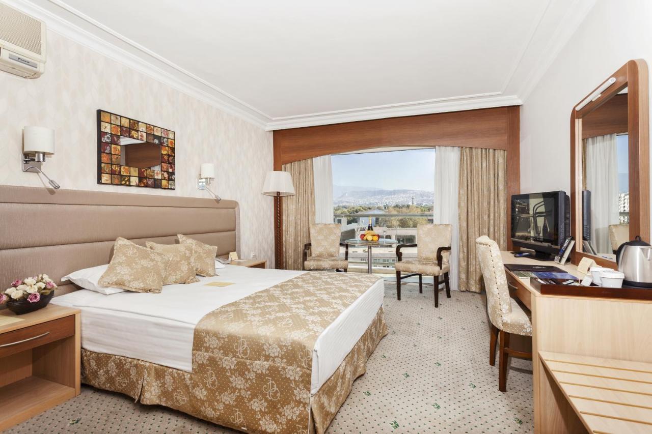 Double or Twin Room with City View,114712679:JPEG