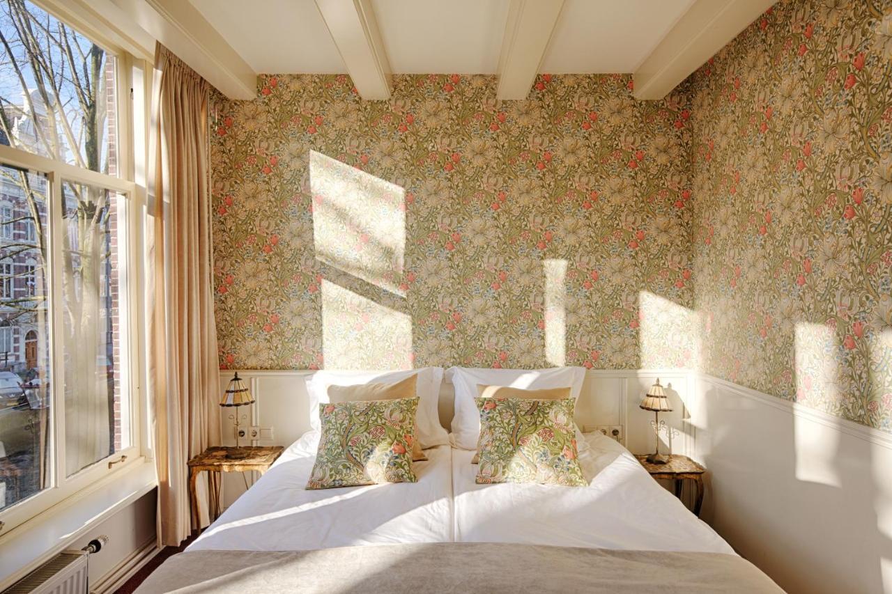 Double or Twin Room Canal View