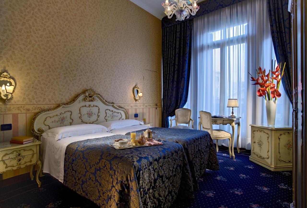 Superior Double or Twin Room,917896603:JPEG