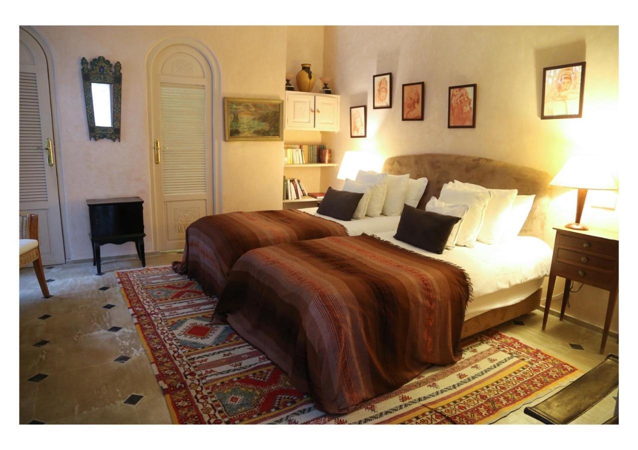 Room 1