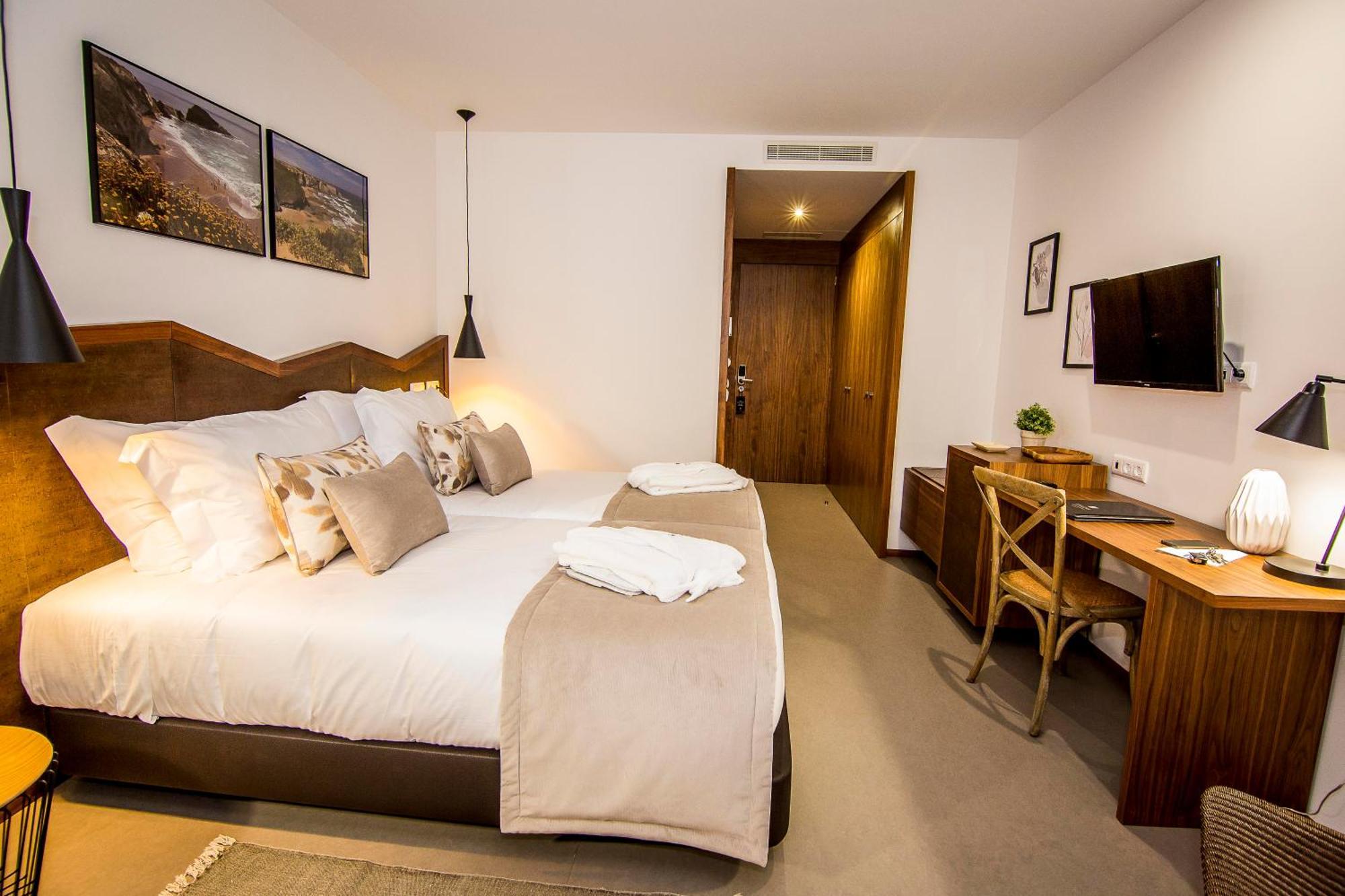 Double Room Mountain View