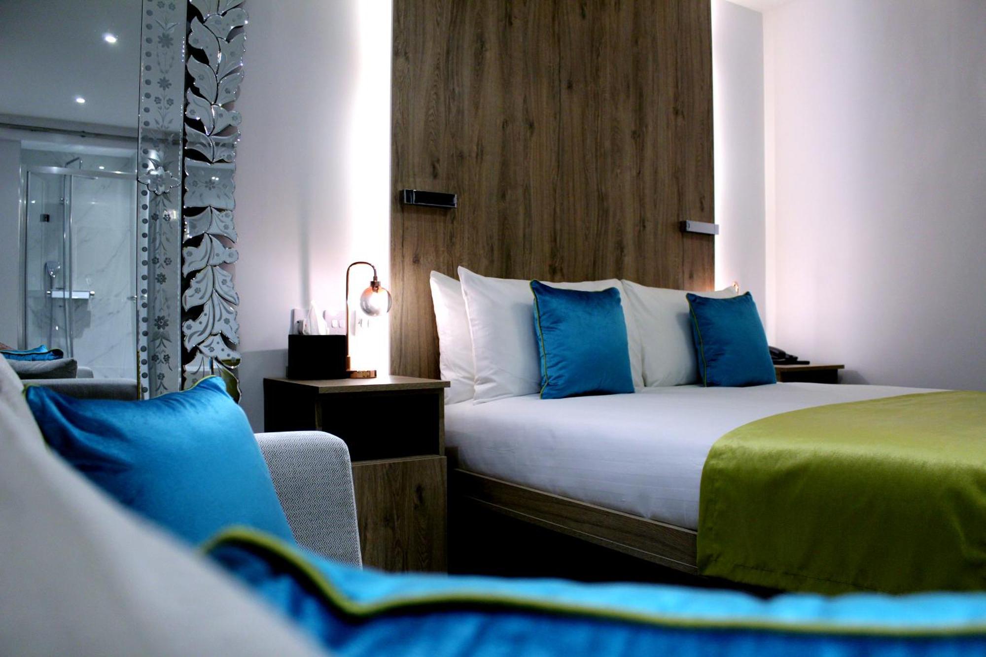 Signature Suite Jacuzzi,781066356:JPEG
