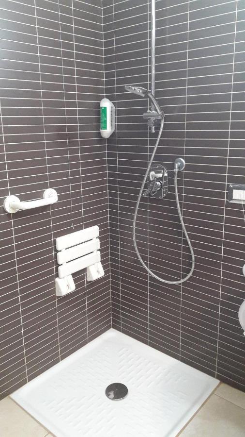 Double or Twin Room Disability Access