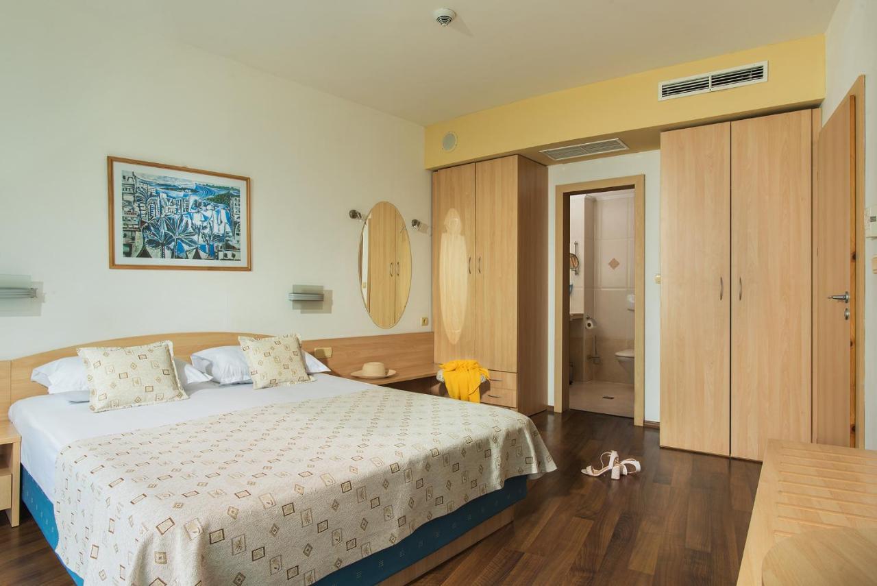 One-Bedroom Apartment Balcony