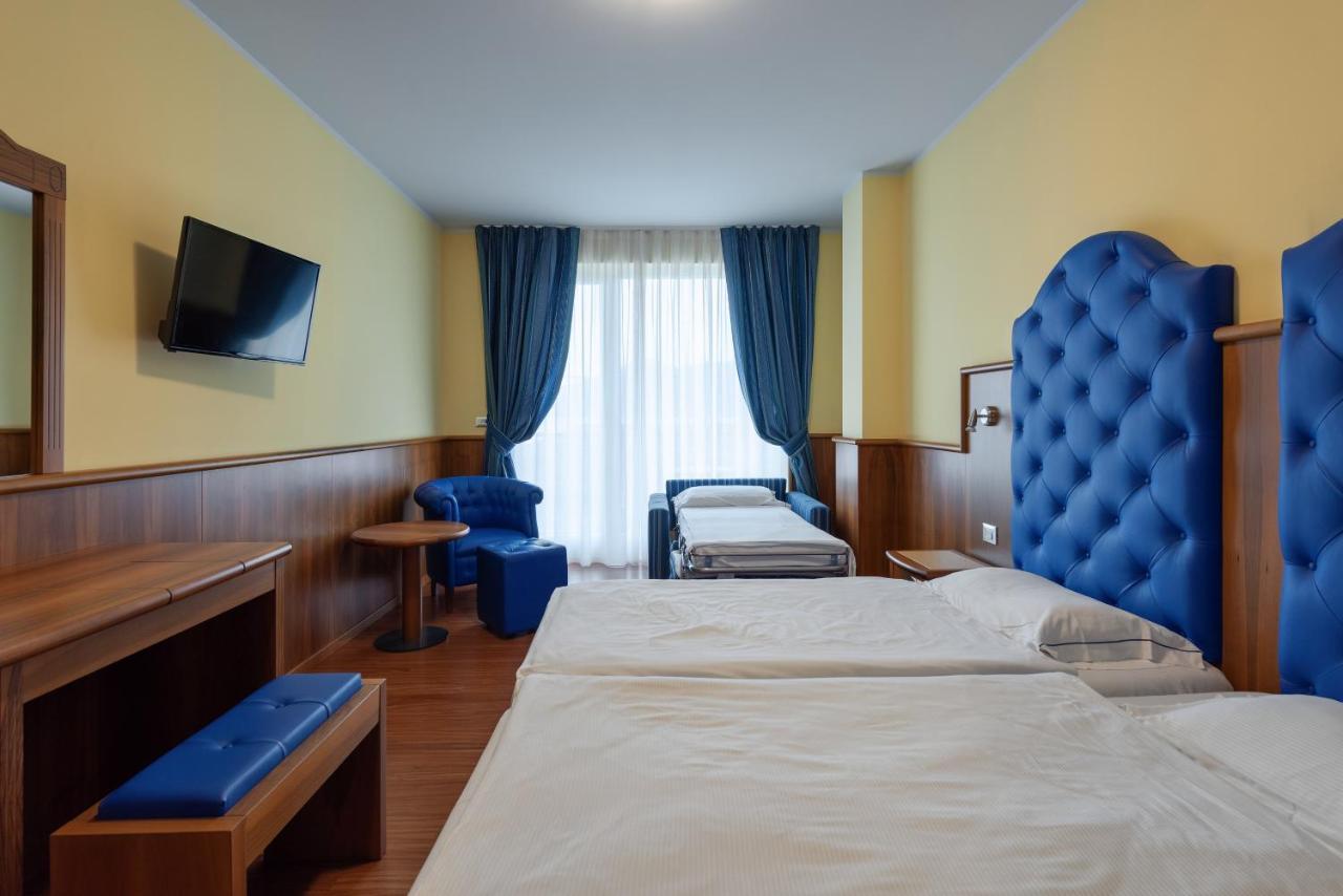 Deluxe Zweibettzimmer mit Seeblick