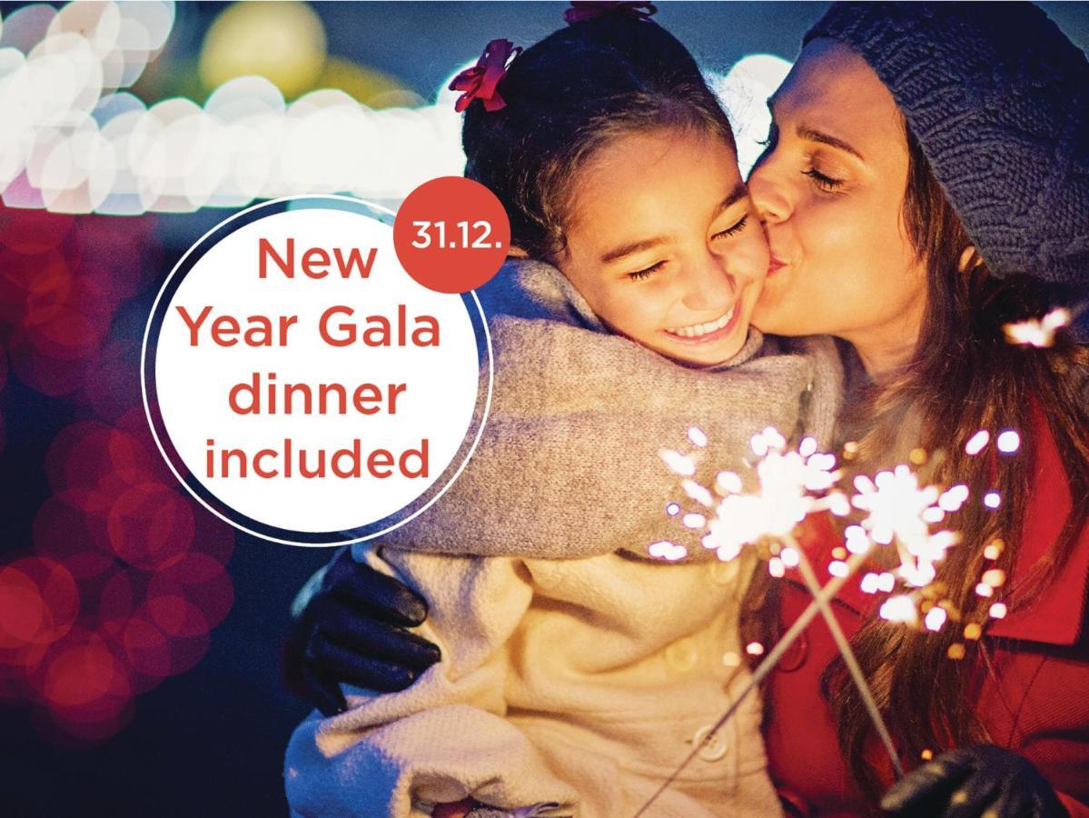 Double or Twin Room Balcony Sea view Gala