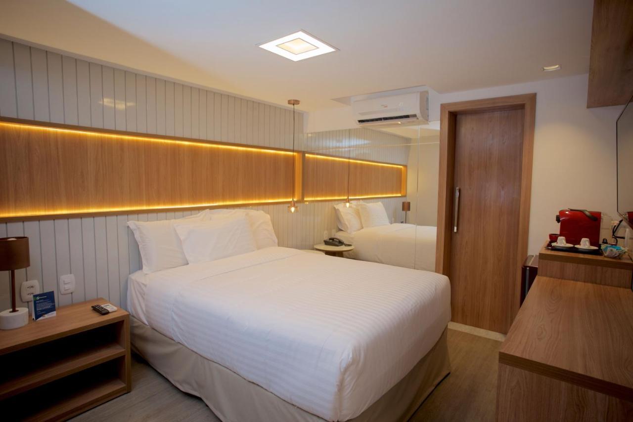 Quarto Duplo Econômico