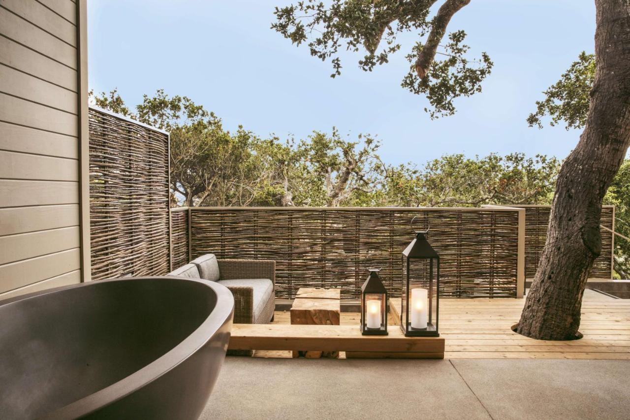 King Studio Outdoor Tub