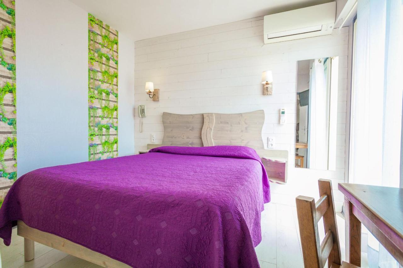Quadruple Room Terrace
