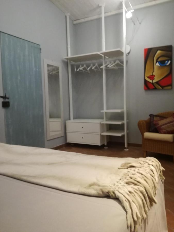 Camera Matrimoniale/Doppia con Letti Singoli con Bagno Privato Esterno