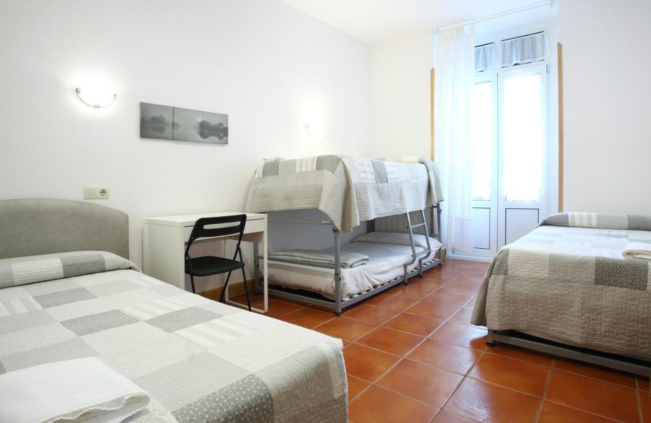 Habitación Familiar Estándar con baño compartido