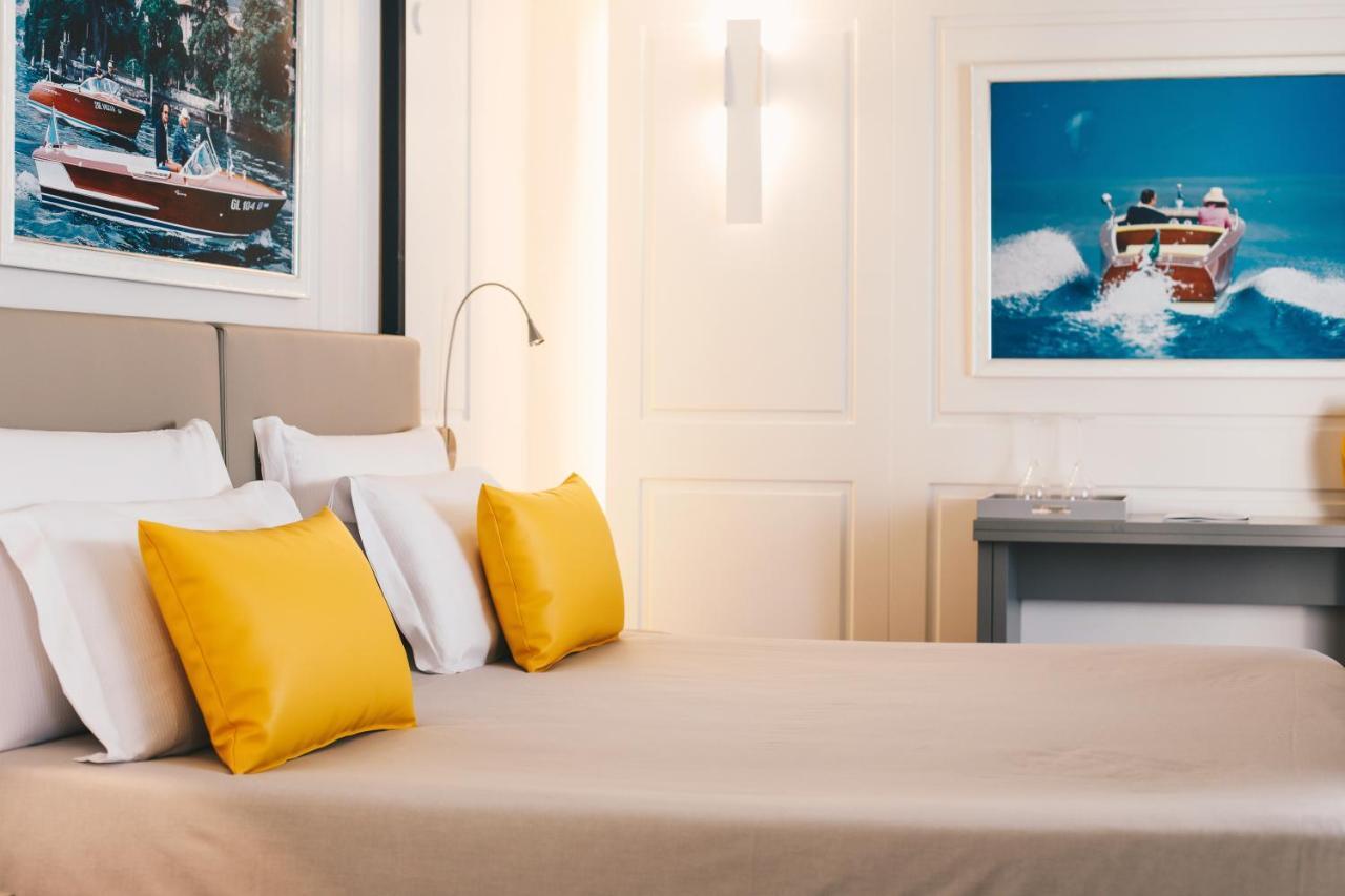 Lake Junior Suite