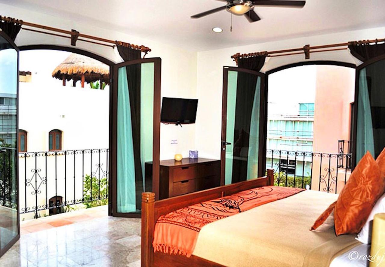 One-Bedroom Master King Suite Non-Smoking