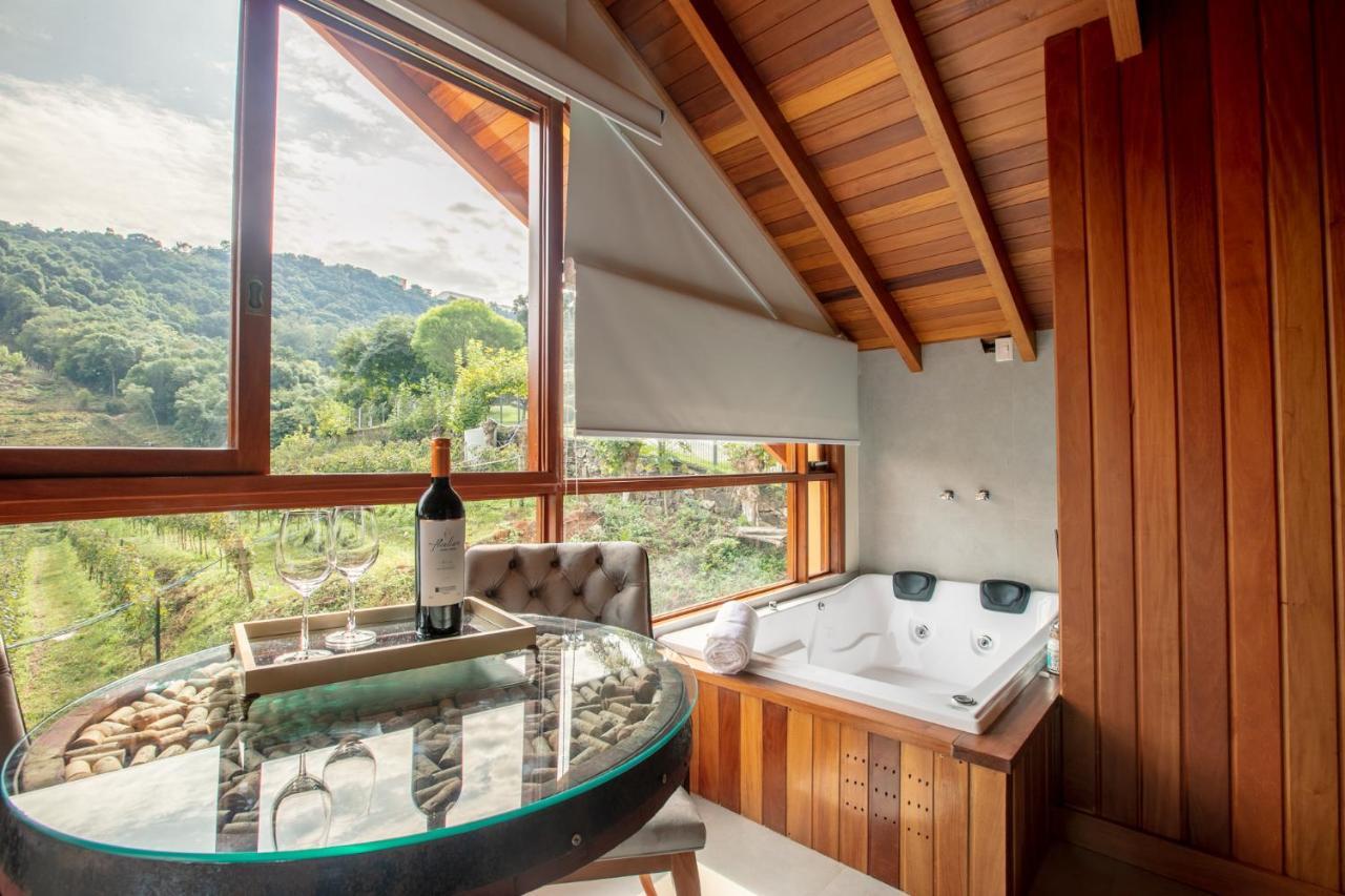 Suite Spa Bath