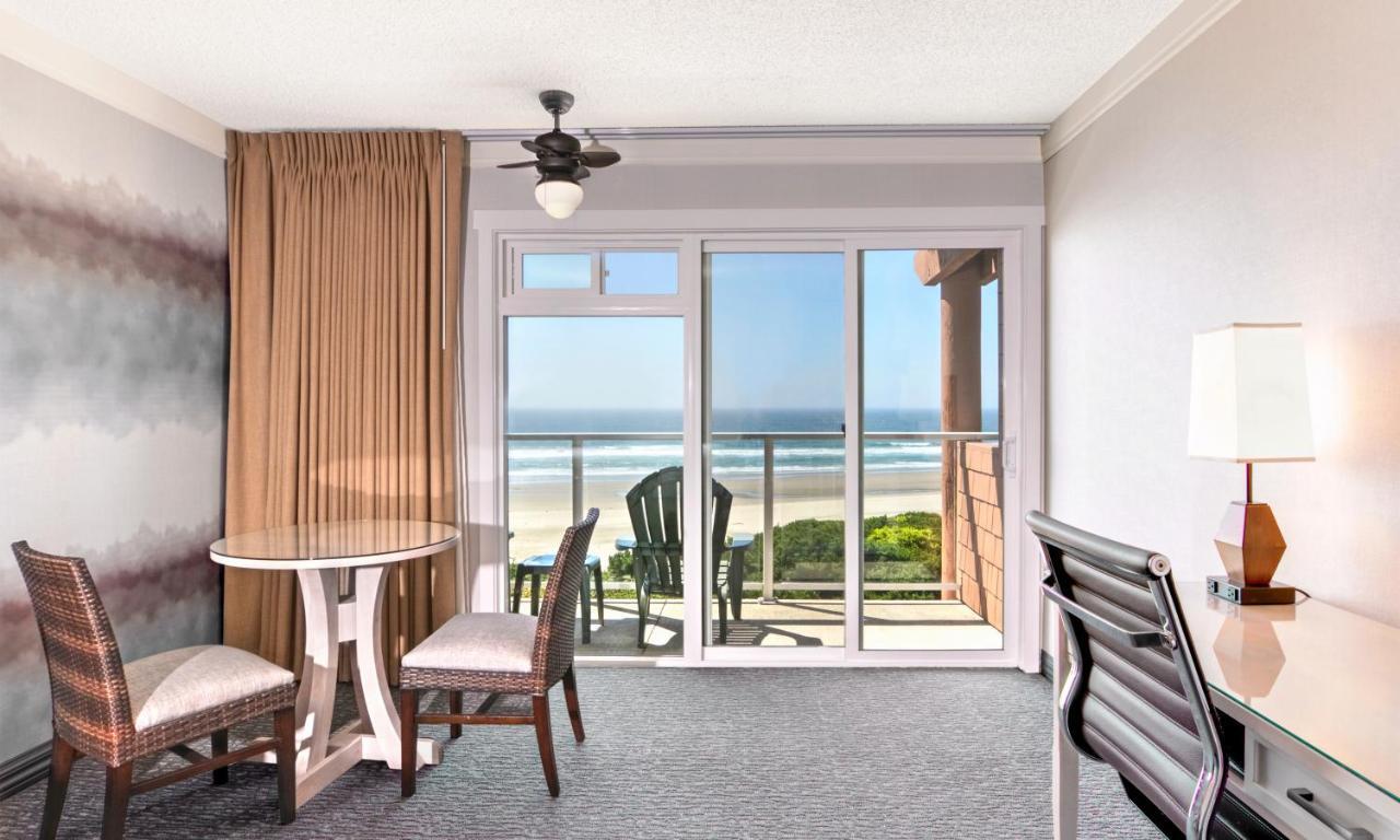 Pet-Friendly Traditional Queen Balcony